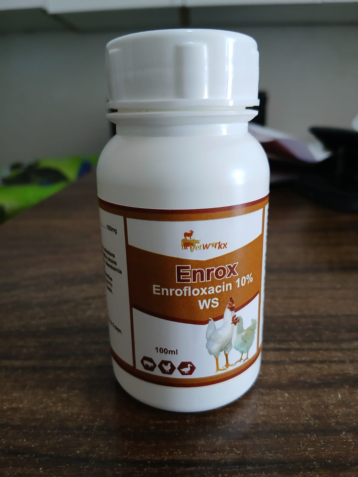 Enrox — Enrofloxacina 20% Oral